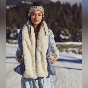 Free People Blue downhill puffer scarf